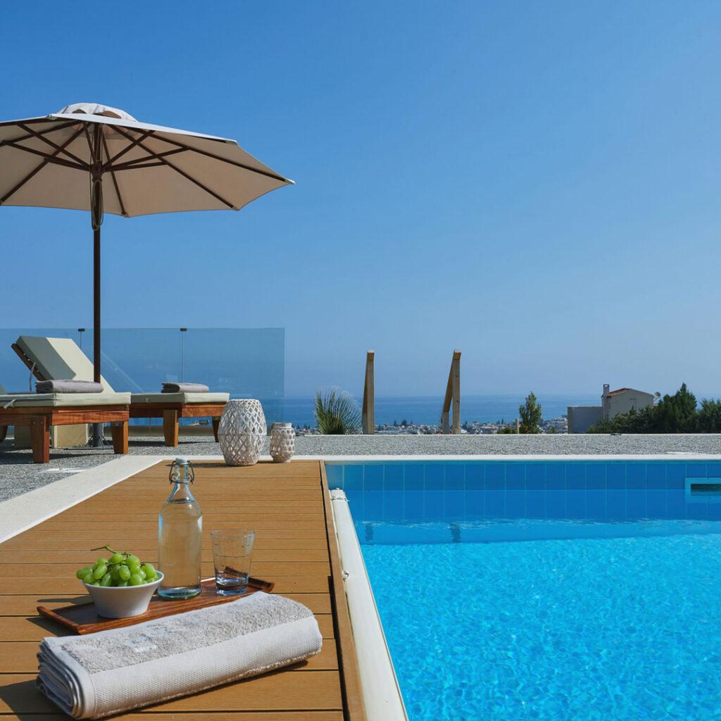 Ferienhaus mykonos kreta korfu santorini Luxusvilla mieten griechenland privater pool meerblick sandstrand finest greek villas